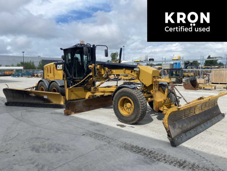 2015 CATERPILLAR 12M3