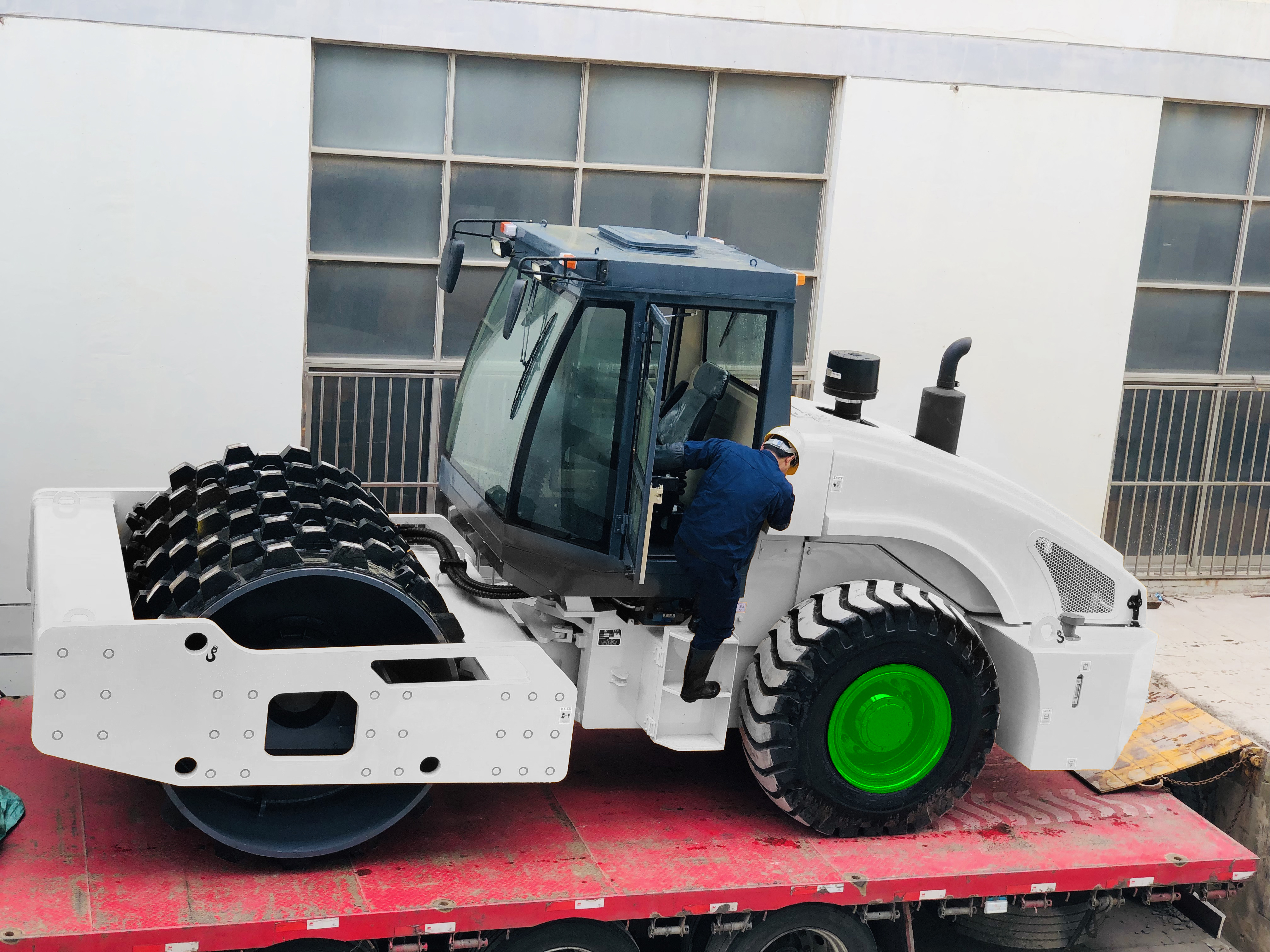 Road roller (soil) KRON SC22